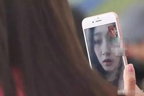 鹿晗关晓彤被其他明星爆料视频,娱乐圈风波再起，真相成谜？”  第2张